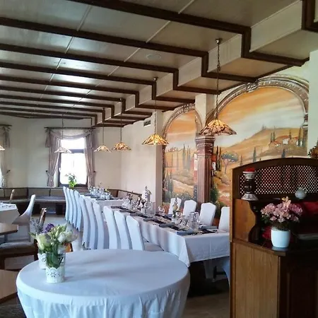 Carola 3* Schönheide